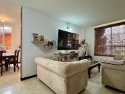 Casa esquinera de dos pisos en venta Barrio El Caney...