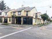 Casa Esquinera de Estilo Colonial en Venta en La Campiña...