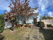 CASA ESQUINERA EN CASABLANQUES