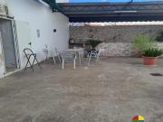 casa esquinera en venta con garaje privado en Montijo...