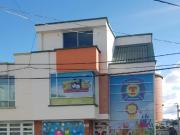 Casa esquinera en venta con licencia Vigente, Fuente...