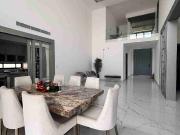 CASA ESQUINERA JUNTO A HERMOSA ÁREA VERDE EN ISLA MOCOLI