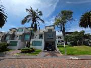 Casa Esquinera Pet Friendly en Renta en Cumbayá