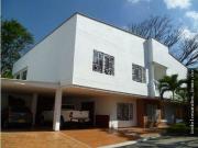 VENTA CASA ESTILO AMERICANO, ESTRATEGIC, GRANDES...