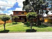 Casa Estilo Colonial de Alto Padrão em Condomínio Nobre...