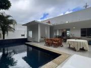 Casa estilo contemporâneo com 3 pavimentos, 6 quartos...