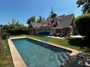 Casa estilo Georgian excelente ubicación