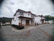 CASA ESTILO HACIENDA A ESTRENAR CON ASCENSOR, IDEAL...