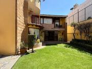 Casa estilo Hacienda Contemporánea en Venta en el...