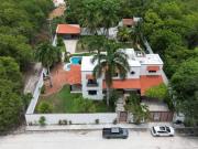 Casa Estilo Hacienda en Cancún – Techos de Bóveda,...