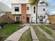 Casa estilo mexicano de tres recámaras en venta en... Casa estilo mexicano de tres recámaras en venta en...