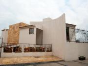Casa estilo mexicano moderno