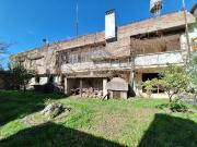 CASA ESTILO SUIZO C/GALPÓN, DEPTO Y OFICINAS