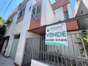 Casa ex municipal con garage, patio y terraza, Liniers