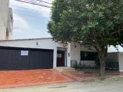 CASA EXCELENTE UBICACION BARRIO EL ROSAL