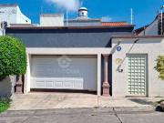 Casa exclusiva en Venta, 4 Recámaras, Lomas de Vista...