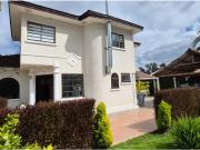 Casa familiar,con piscina en Quilpué!