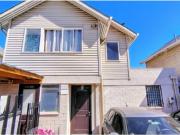 ¡Casa Familiar Perfecta en Buin, Santiago!