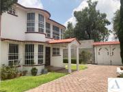 CASA FINCA CON 760 MTS TERRENO EN HUEHUETOCA 3 RECAMARAS