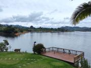 Casa finca en venta en Guatape Antioquia con acceso a la...