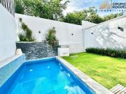 Moderna casa de 4 habitaciones, albercay jardin privados...