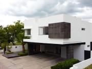 Casa Fraccionamiento, en venta o renta en Villas del Mesón