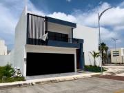 Casa Fraccionamiento Las Palmas