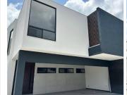 Casa Fraccionamiento M?tica Residencial