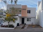 Casa Fraccionamiento Perisur