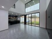 VENTA DE CASA EN FRACCIONAMIENTO REAL DE OAXTEPEC