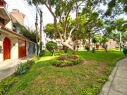 Casa Frente A Parque