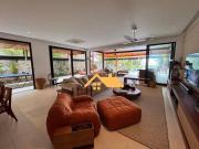 Casa Frente ao Mar com 5 dormitórios para venda e...