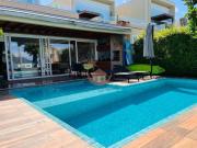 Casa frente ao Mar em Juquehy