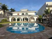 Casa frente praça à venda no condomínio Jardim Acapulco