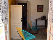 Casa Fresca colonial de gran terreno y estacionamiento
