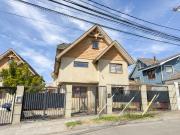 Casa fuera de condominio en Lomas san Sebastián