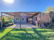 VENTA/PERMUTA Casa 2 dormitorios con jardin, pileta,...