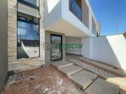 Casa geminada 3 quartos no bairro Guarujá Mansões