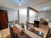 Casa Geminada à venda, 3 quartos, 1 suíte, 2 vagas,...