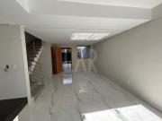 Casa Geminada à venda, 3 quartos, 1 suíte, 2 vagas,...