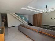 Casa Geminada à venda, 3 quartos, 1 suíte, 4 vagas,...