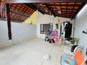 Casa geminada com 2 dormitórios à venda, 73 m² por R$...