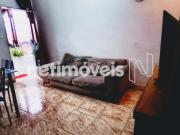 Casa Geminada com dois quartos a venda no Bairro Santa...