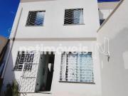 ? Casa Geminada com entrada Independente à Venda no Novo...