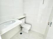 Casa geminada com entrada individual