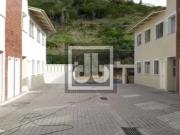 Casa Geminada Entrada independente 2 dormitórios...