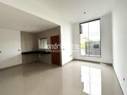 Casa geminada na Zona Oeste com 3 dormitórios 1 suíte,...