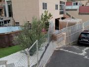 Casa grande con jardín en venta. El escobonal