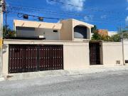 CASA GRANDE EN CANCUN, A 1 MINUTO DEL PARQUE KABAH