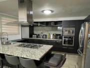 CASA HABITACION EN JARDINES DEL MORAL IDEAL PARA PONER...